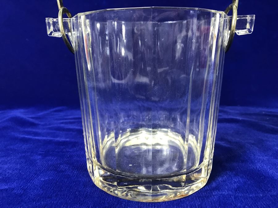 Vintage Glass Ice Bucket With Silver Tone Handle [Photo 4]