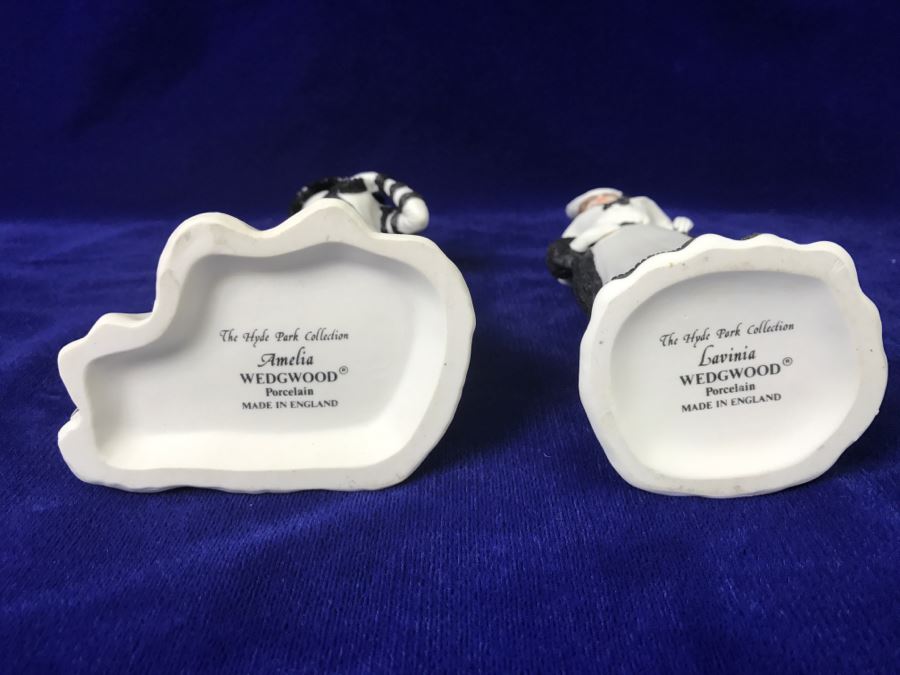 Pair Of Wedgwood Figurines Ladies Amelia And Lavinia The Hyde Park Collection Made In England [Photo 10]