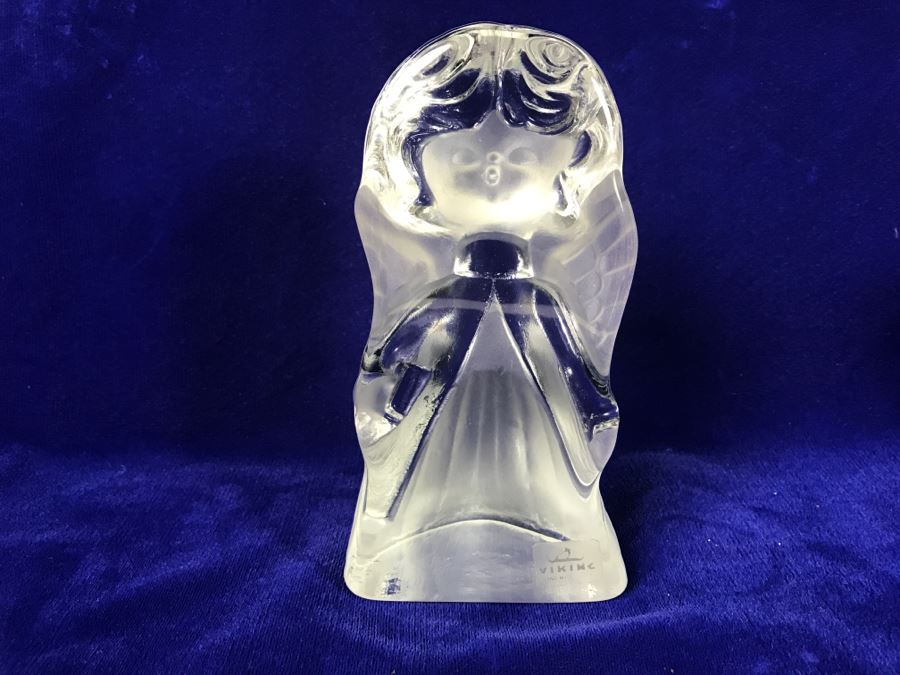 VIKING Frosted Glass Figurine Kissing Girl [Photo 8]