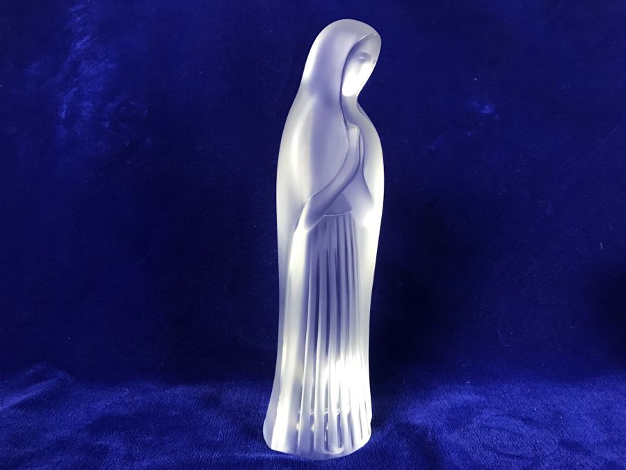 Lalique Crystal Virgin Mary With Hands Together Figurine