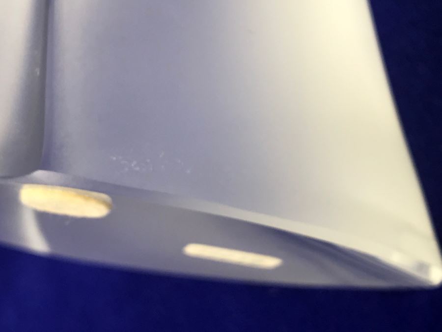 Lalique Crystal Virgin Mary With Hands Together Figurine [Photo 19]