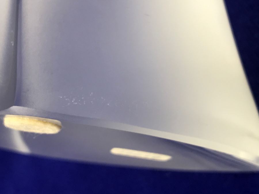 Lalique Crystal Virgin Mary With Hands Together Figurine [Photo 18]