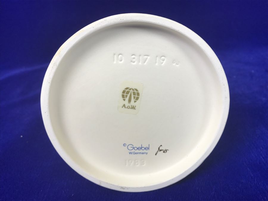 Vintage 1983 De Grazia Little Madonna Goebel W. Germany [Photo 14]