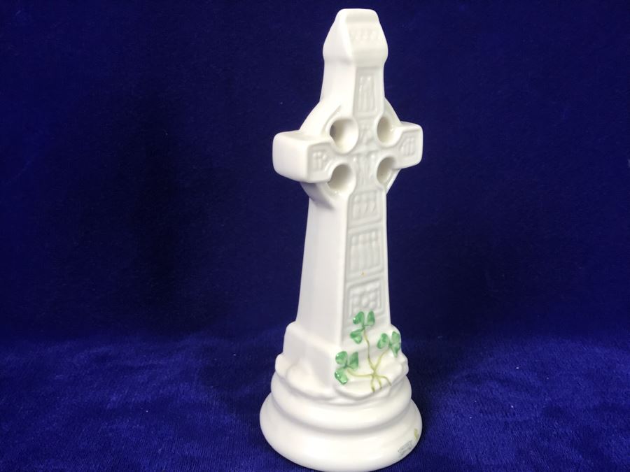 Belleek Ireland Standing Cross Figurine [Photo 9]