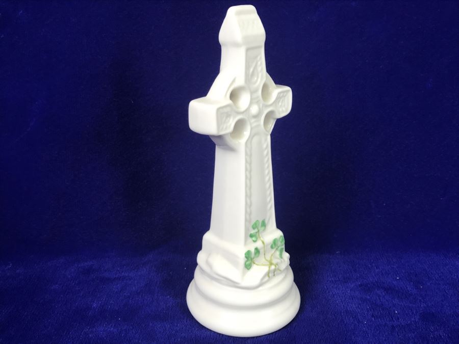 Belleek Ireland Standing Cross Figurine [Photo 1]