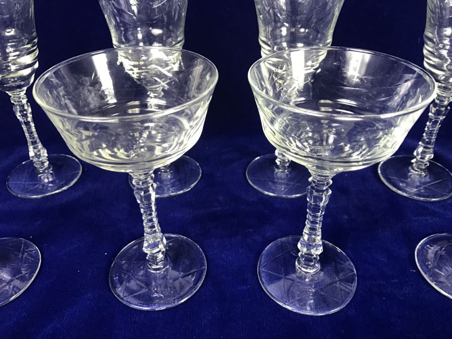 (8) Glass Stemware [Photo 4]