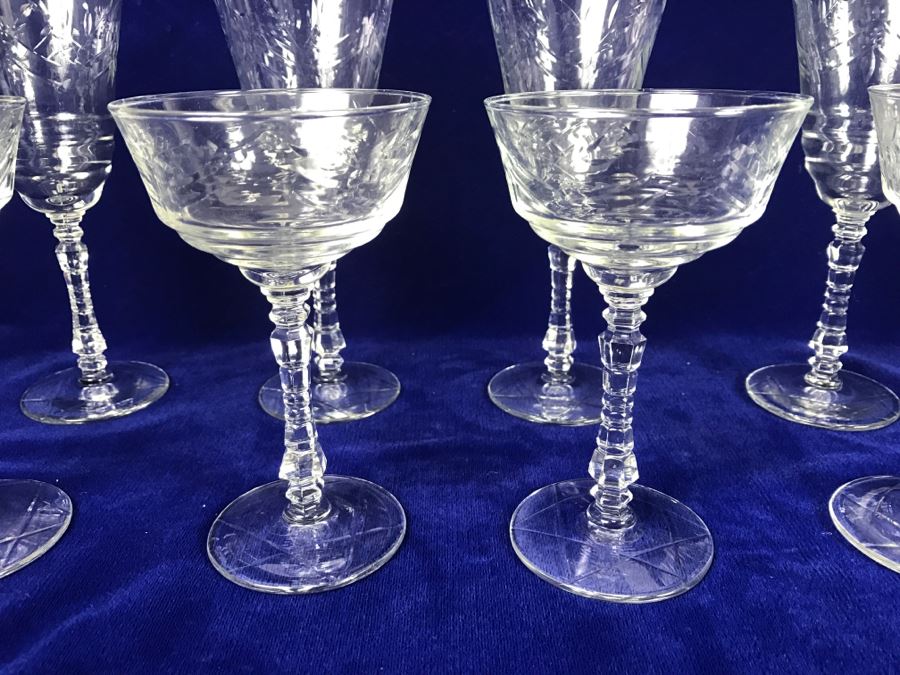 (8) Glass Stemware [Photo 3]