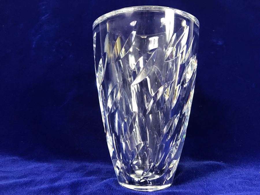 Stunning SASAKI Large Heavy Cut Crystal Vase