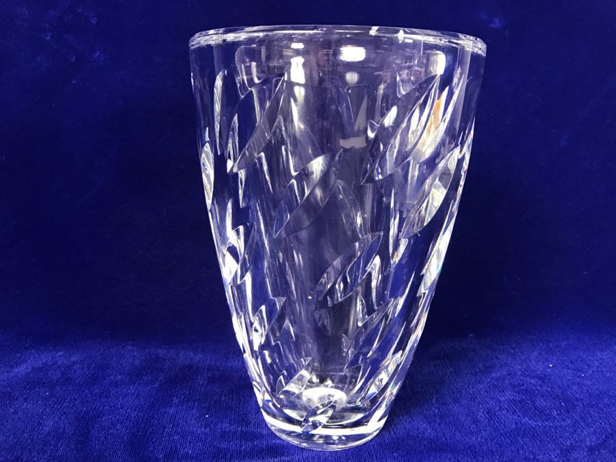 Stunning SASAKI Large Heavy Cut Crystal Vase