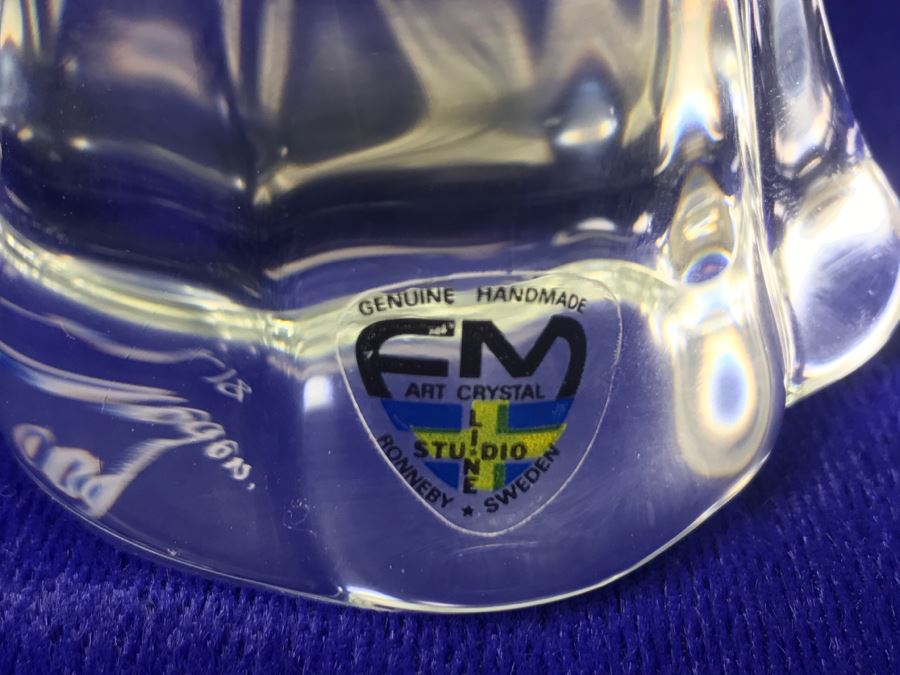 Signed Fm Art Crystal Ronneby Sweden Madonna Mother And Child Figurine [Photo 3]
