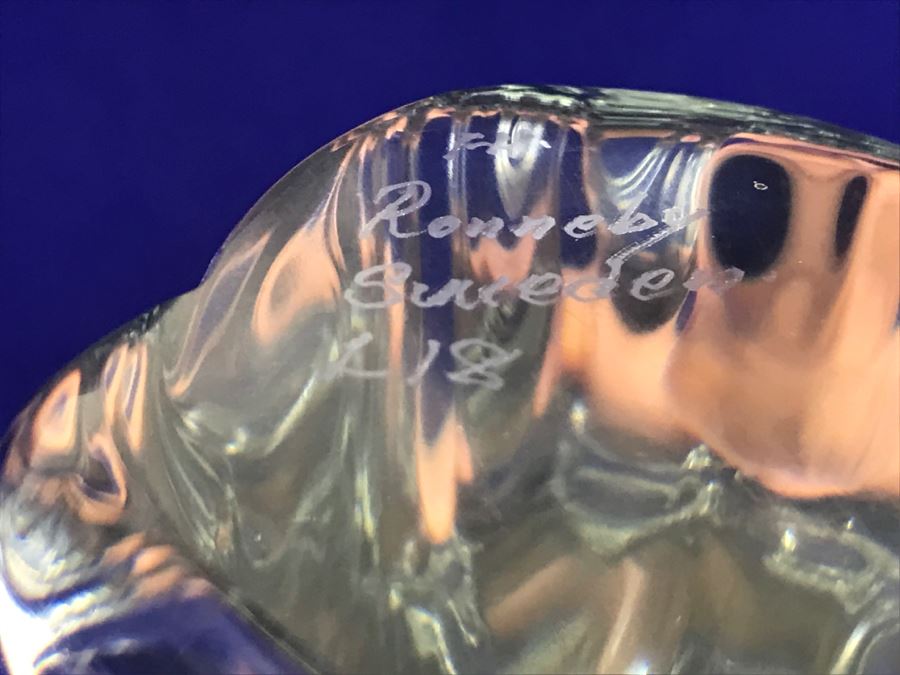 Signed Fm Art Crystal Ronneby Sweden Madonna Mother And Child Figurine [Photo 14]