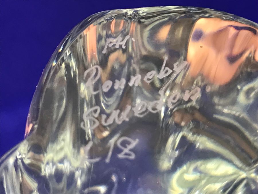 Signed Fm Art Crystal Ronneby Sweden Madonna Mother And Child Figurine [Photo 15]