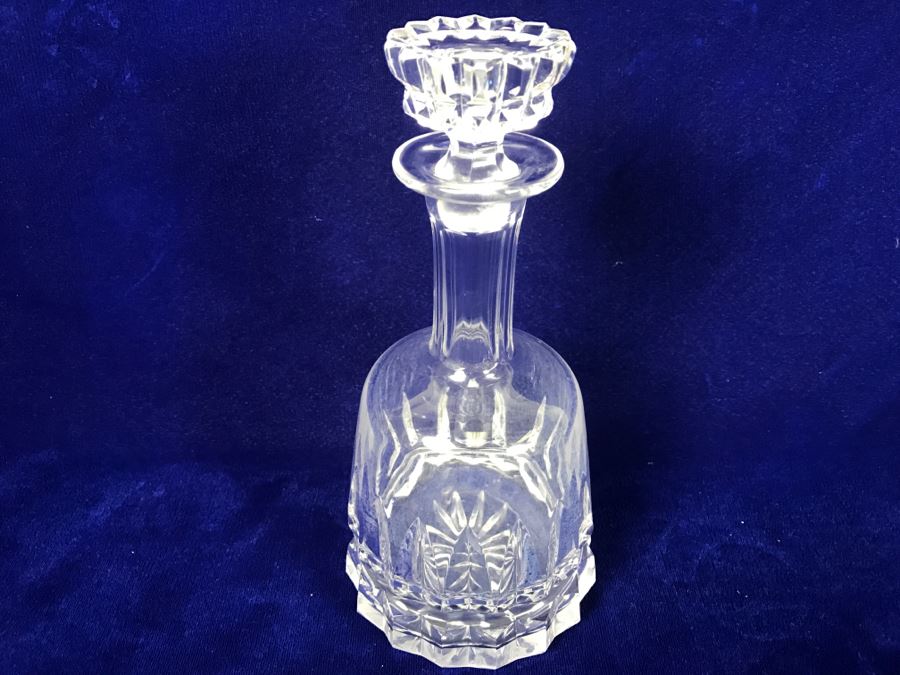 Crystal Decanter With Stopper [Photo 3]