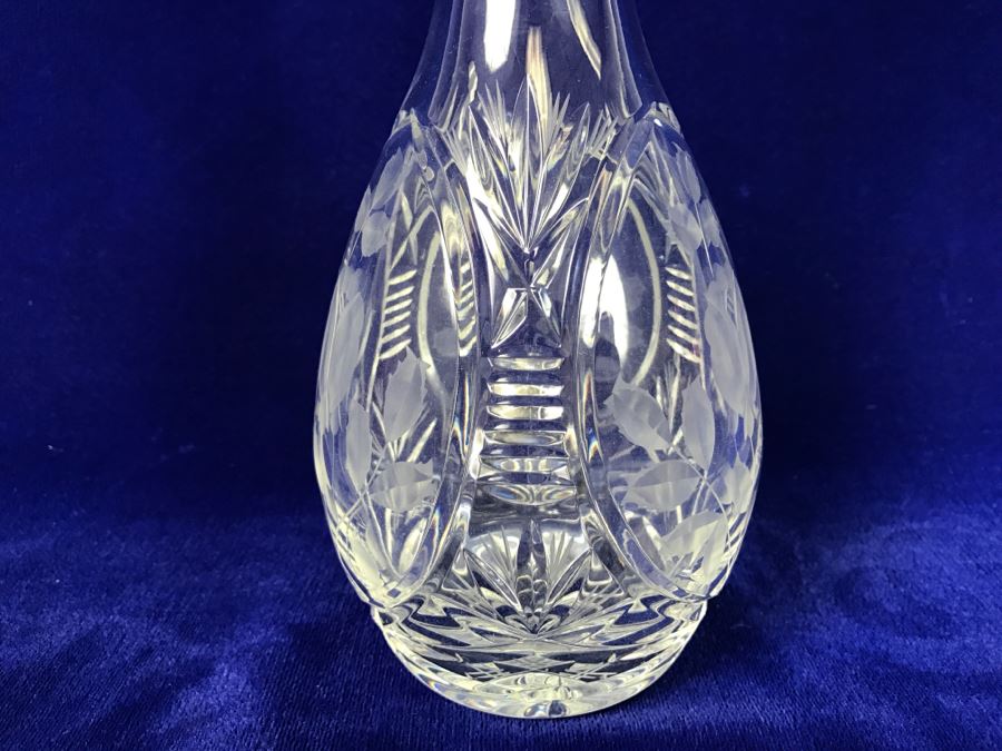 Cut Crystal Decanter With Stopper [Photo 5]