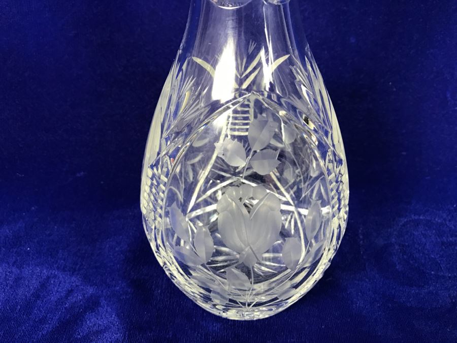 Cut Crystal Decanter With Stopper [Photo 4]