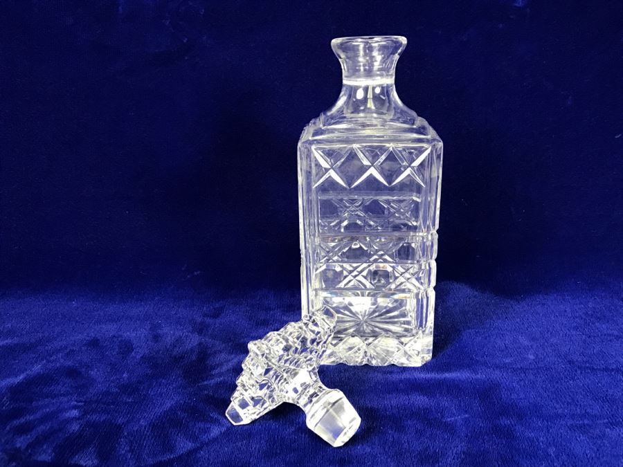 Cut Crystal Signed Decanter With Stopper By Celtic Crystal [Photo 8]