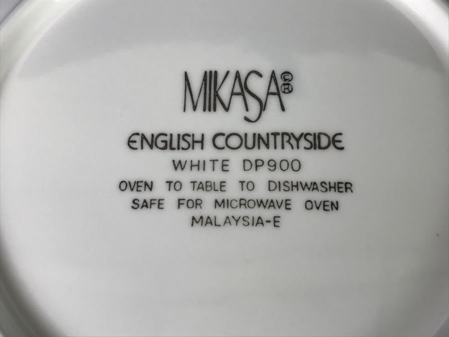 Large Set Of China By MIKASA English Countryside White DP900 [Photo 14]