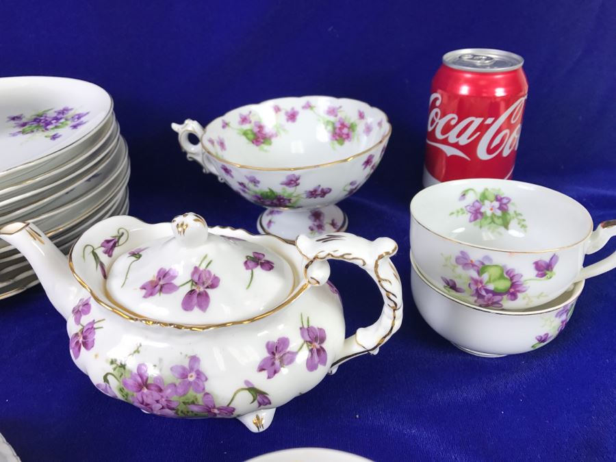 Bone China Set By Hammersley 'Victorian Violets' Made In England Plus Piece Of China In Same Pattern Made In Occupied Japan [Photo 14]