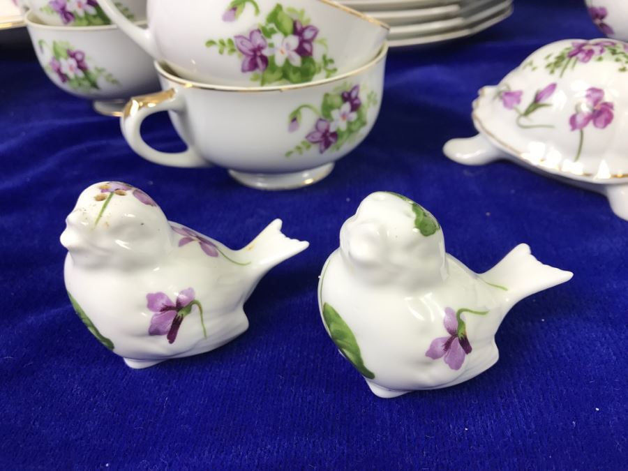Bone China Set By Hammersley 'Victorian Violets' Made In England Plus Piece Of China In Same Pattern Made In Occupied Japan [Photo 5]
