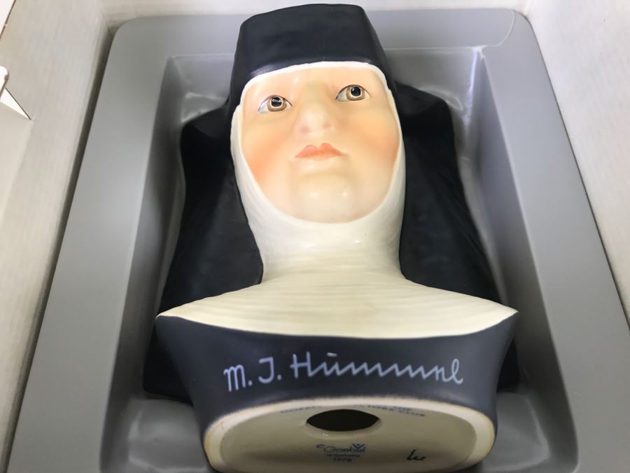 Collection Of Hummel Items Including Exclusive Special Edition No. 3 For Collectors Club, Bells And Collector's Club Member Plaque [Photo 13]