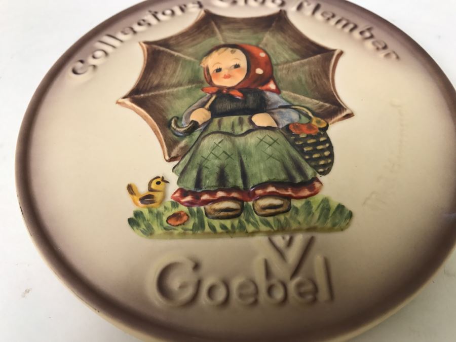 Collection Of Hummel Items Including Exclusive Special Edition No. 3 For Collectors Club, Bells And Collector's Club Member Plaque [Photo 6]