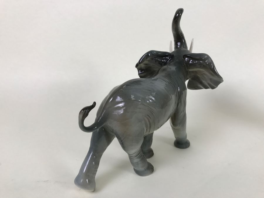 Goebel W Germany African Elephant Figurine [Photo 8]