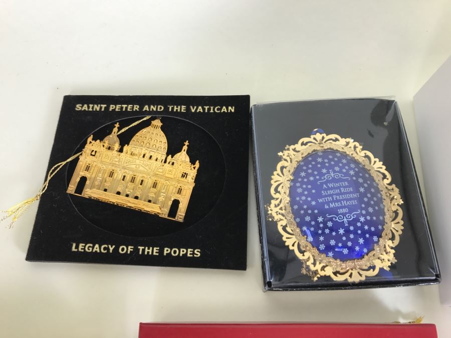 Huge Collection Of Collectible Ornaments Mainly The White House Historical Association Plus Hand Painted Hotel Del Coronado Ornament By Debby Reeves [Photo 9]