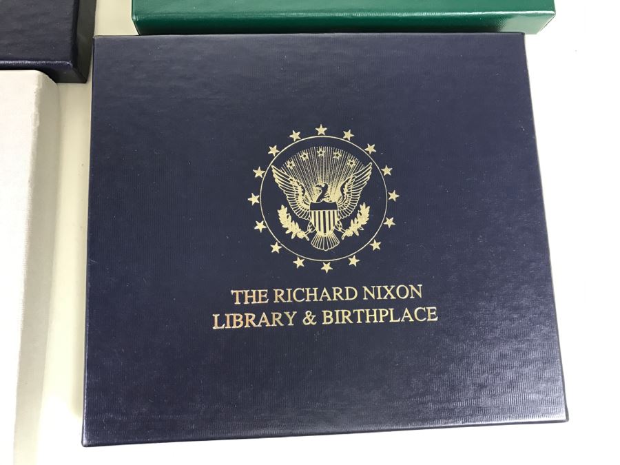 Huge Collection Of Collectible Ornaments Mainly The White House Historical Association Plus Hand Painted Hotel Del Coronado Ornament By Debby Reeves [Photo 8]