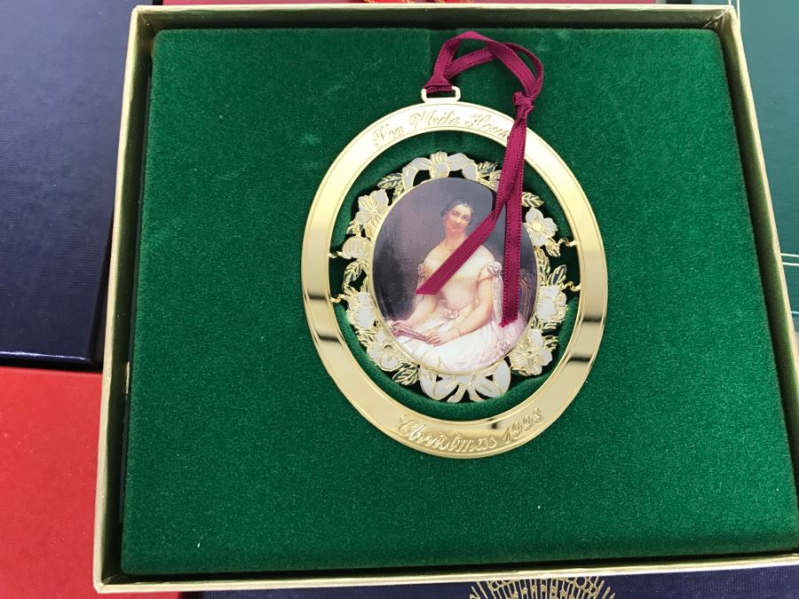 Huge Collection Of Collectible Ornaments Mainly The White House Historical Association Plus Hand Painted Hotel Del Coronado Ornament By Debby Reeves [Photo 13]