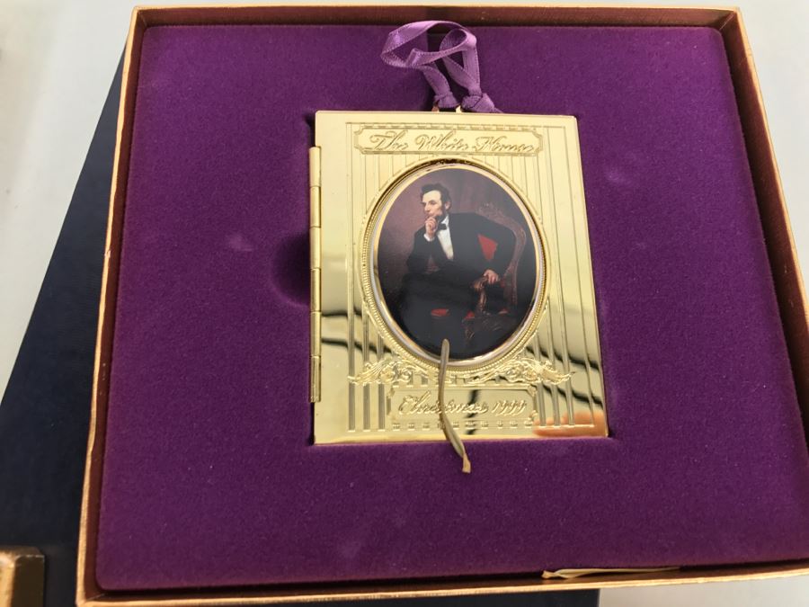 Huge Collection Of Collectible Ornaments Mainly The White House Historical Association Plus Hand Painted Hotel Del Coronado Ornament By Debby Reeves [Photo 15]