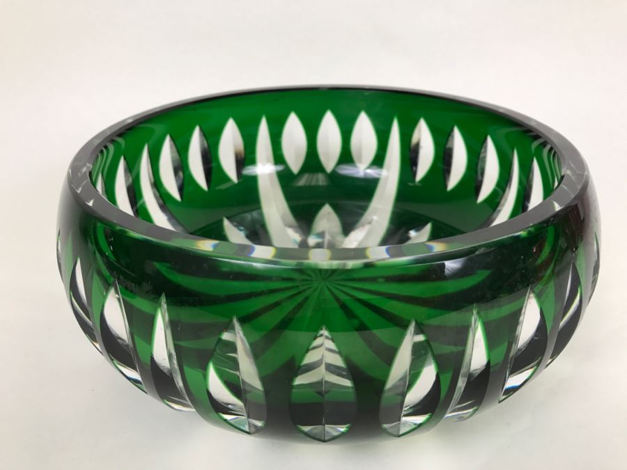 Stunning Green Cut Crystal Bowl [Photo 3]