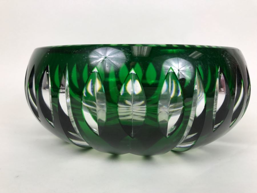 Stunning Green Cut Crystal Bowl [Photo 5]