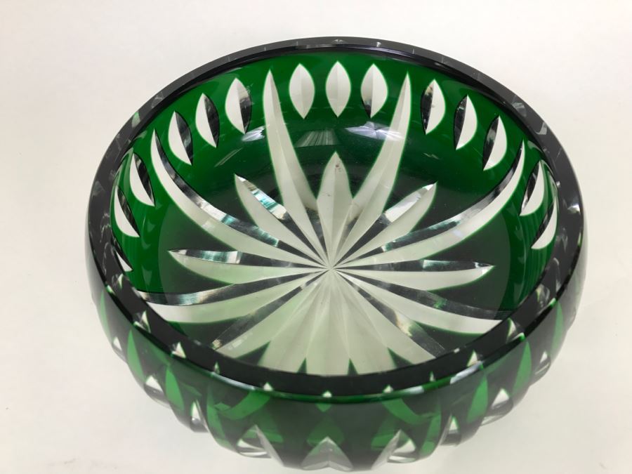 Stunning Green Cut Crystal Bowl [Photo 4]