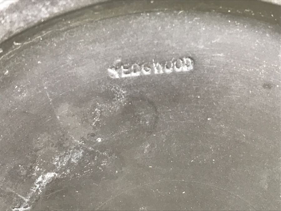 Black And White Wedgwood Covered Dish Made In England [Photo 7]