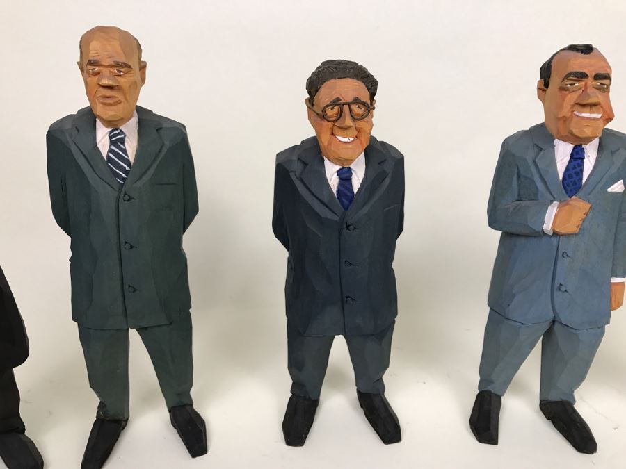 Carved Wooden Political Figures Statues Made In Germany [Photo 10]