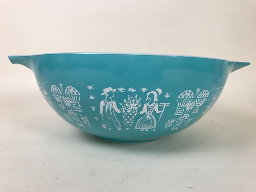 Vintage 1950s Pyrex Butterprint Amish Bowls Turquoise Mixing Bowls