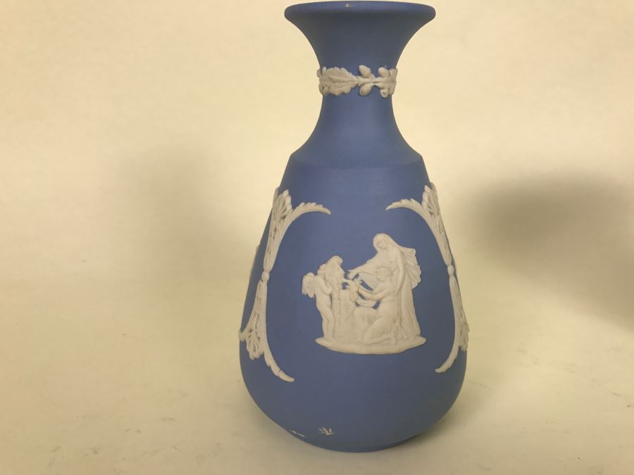 (2) Blue And White Wedgwood Made In England [Photo 14]
