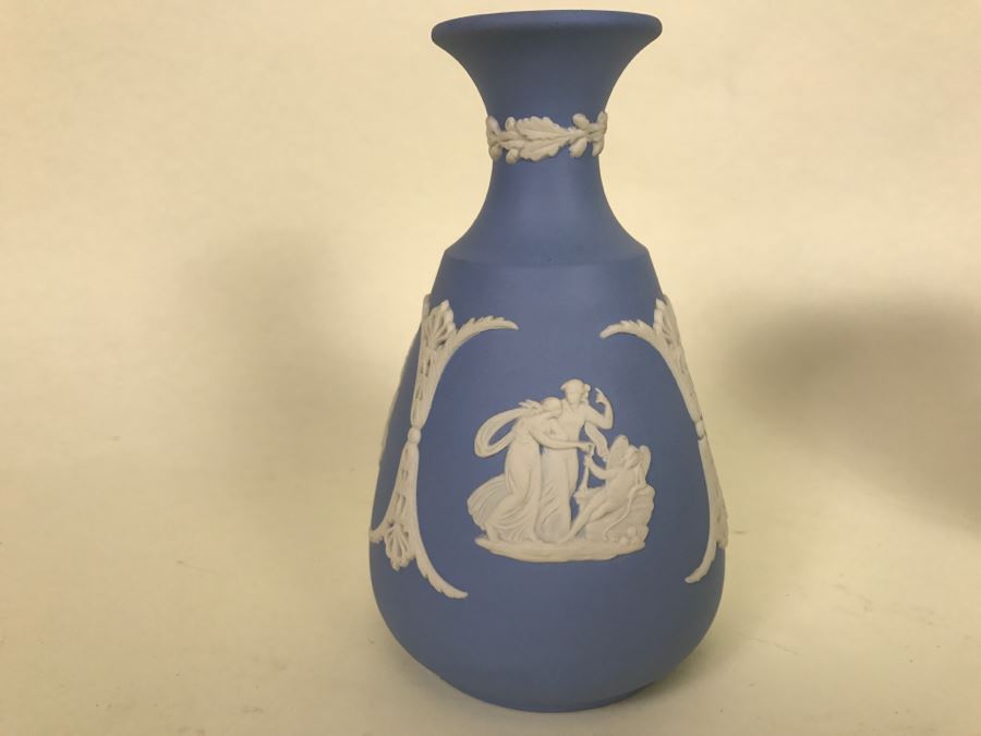 (2) Blue And White Wedgwood Made In England [Photo 13]
