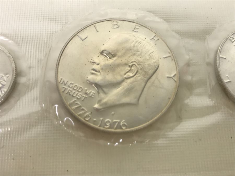 United States Bicentennial 40% Silver Uncirculated Coin Set [Photo 2]