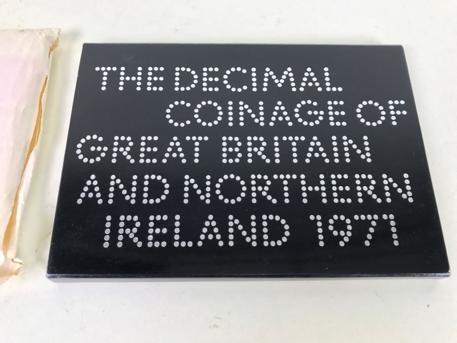 The Decimal Coinage Of Great Britain And Northern Ireland 1971 Coins [Photo 2]