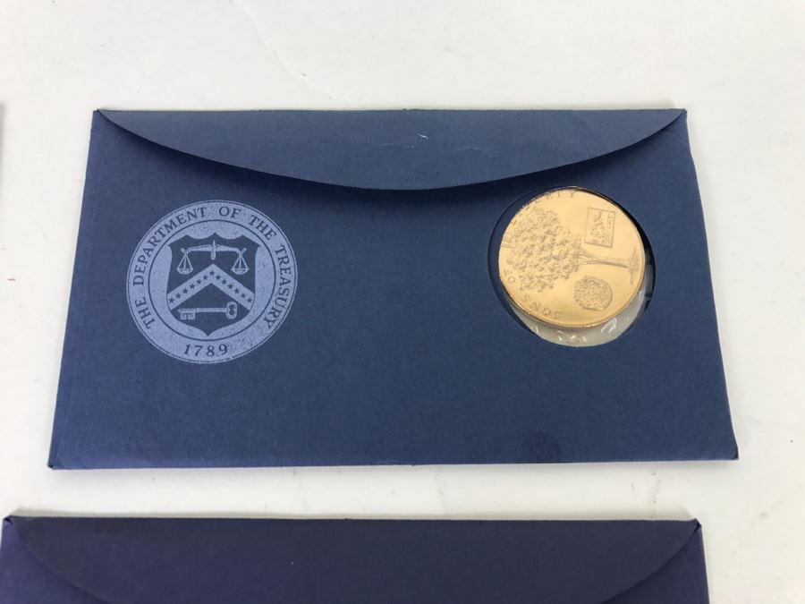 1983 United States Proof Set + (1) 1976 Bicentennial First Day Cover + (3) American Revolution Bicentennial Commemorative Medals [Photo 14]
