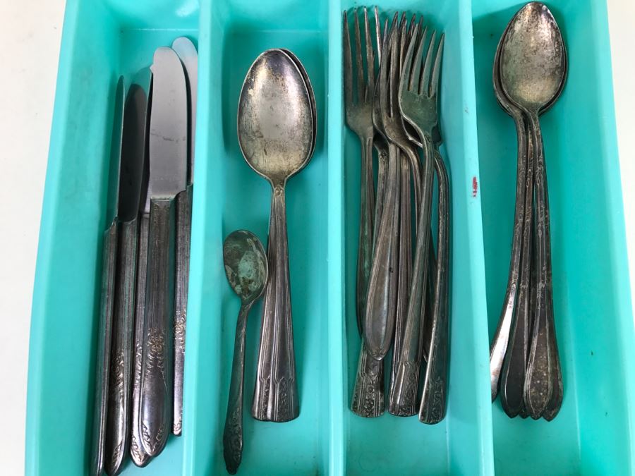 Set Of Various Silverplate Flatware W.M. Rogers [Photo 3]