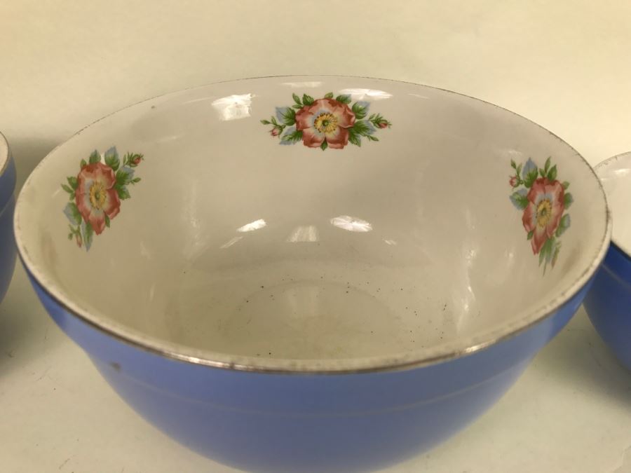 Hall's Superior Quality Kitchenware Nesting Bowls [Photo 8]
