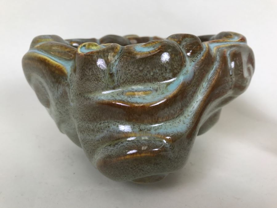 Vintage West Coast Pottery Planter [Photo 2]