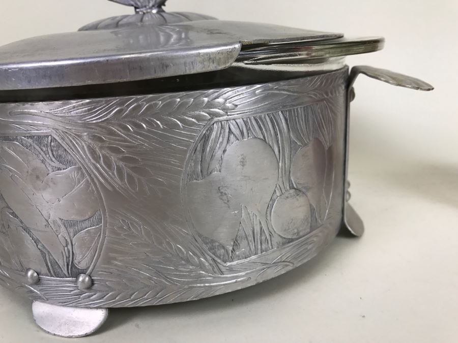 Vintage Cake Stand With Hammered Aluminum Bowl Stand And Cover With Pyrex Bowl [Photo 5]