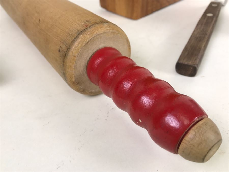 Vintage Kitchen Lot With Kingswood/Action SS Japan Knives, Wooden Rolling Pin And More [Photo 4]