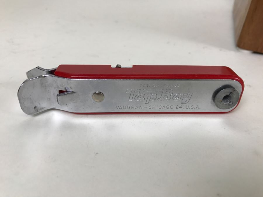 Vintage Kitchen Lot With Kingswood/Action SS Japan Knives, Wooden Rolling Pin And More [Photo 18]