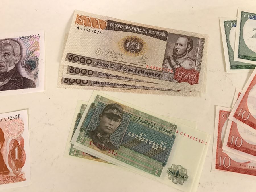 Large Collection Of Foreign Currency Paper Money [Photo 20]