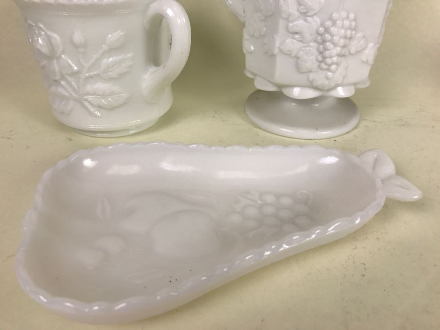 Vintage Milk Glass Lot [Photo 6]