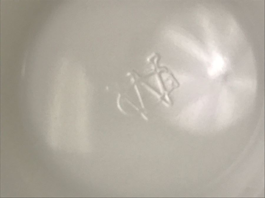 Vintage Milk Glass Lot [Photo 11]